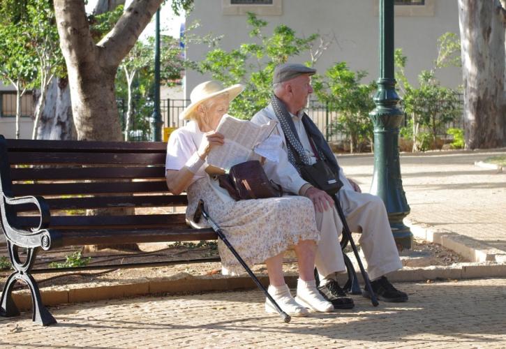 Δημογραφικό: Η Ελλάδα «μικραίνει», η Γαλλία «φρενάρει» και η Ιταλία «γερνάει» - Έρχεται το τέλος της φυσικής αύξησης του πληθυσμού