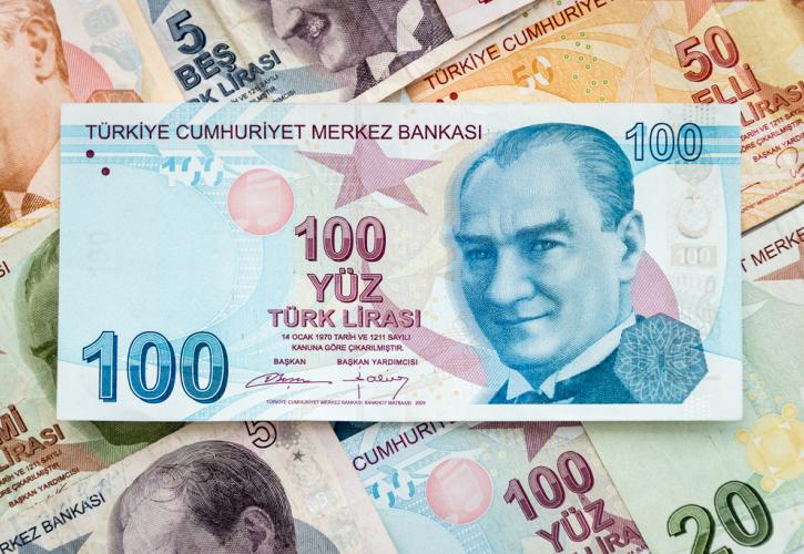 Capital Economics: Έρχεται μεγαλύτερη «κατρακύλα» για την τουρκική λίρα
