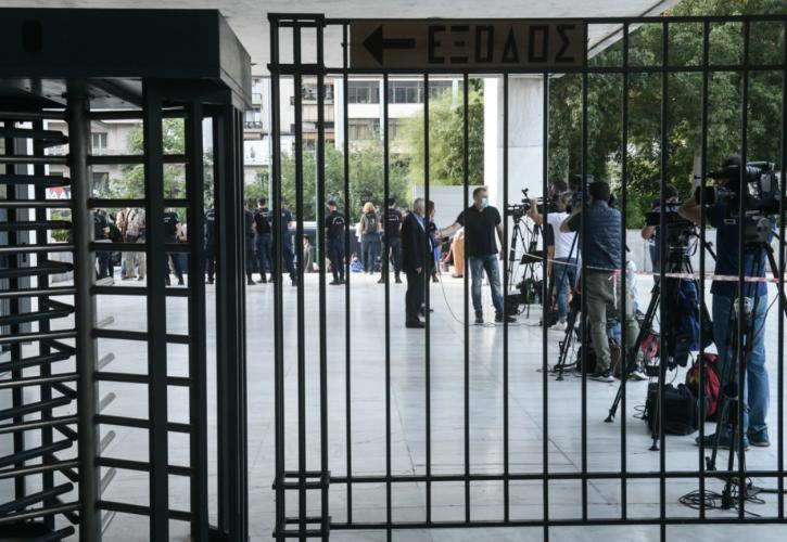 Χρυσή Αυγή: «Όχι» στην αίτηση αναστολής 3 καταδικασμένων για την εγκληματική οργάνωση