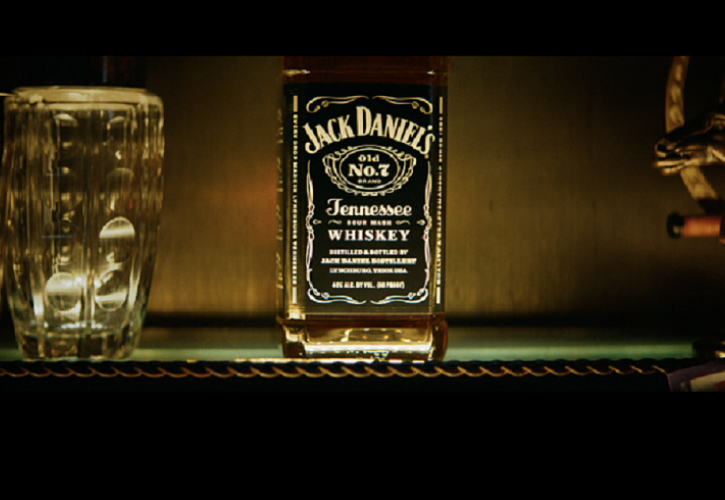 Jack Daniels: Δικαστική νίκη απέναντι σε... παιχνίδι για σκύλους στις ΗΠΑ