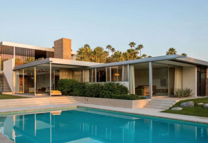 Το διάσημο Kaufmann Desert House πωλείται έναντι 25 εκατ. δολαρίων (pics)