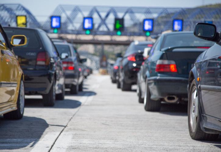 Προχωρά η εγκατάσταση των ηλεκτρονικών διοδίων στους οδικούς άξονες