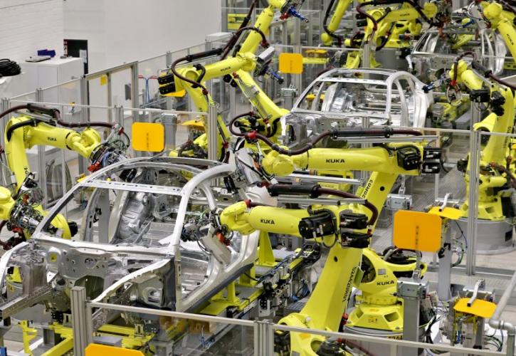 Παγκόσμιο Οικονομικό Φόρουμ: Έως το 2025 οι μισές δουλειές θα γίνονται από μηχανές