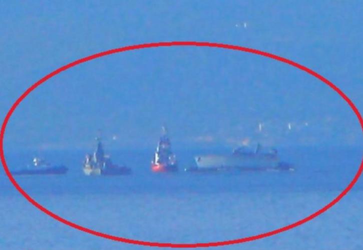 Πειραιάς: Πλοίο του Πολεμικού Ναυτικού συγκρούστηκε με εμπορικό - Δύο τραυματίες