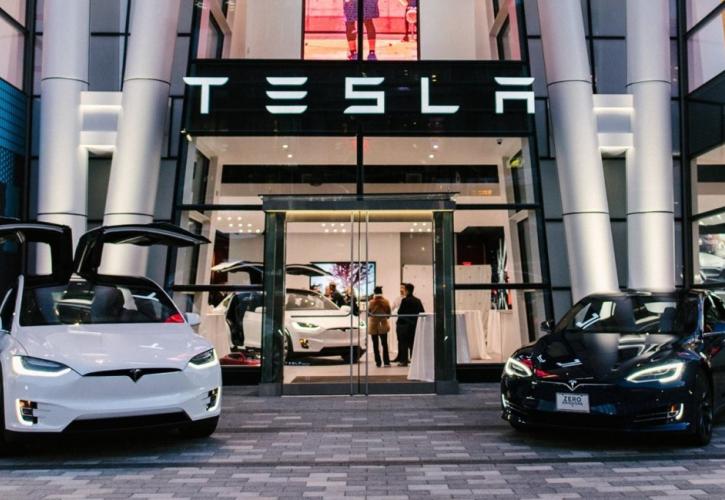 H Tesla συνεχίζει να αναζητά στελέχη στην Ελλάδα