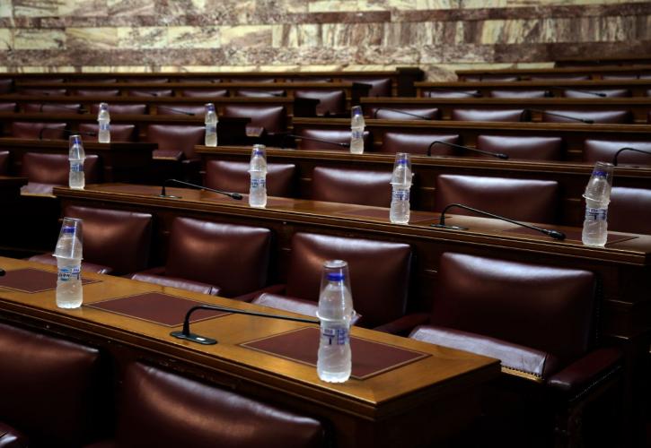 Τα μεγάλα ονόματα που μένουν εκτός Βουλής - Από Νέα Δημοκρατία και ΣΥΡΙΖΑ
