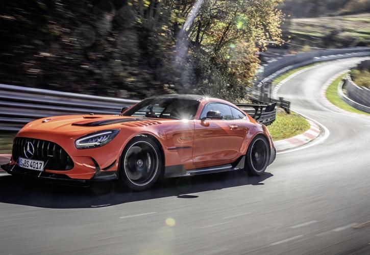 Η Mercedes-AMG GT Black Series έσπασε τα χρονόμετρα στο Νίρμπουργκρινγκ (pics & vid)