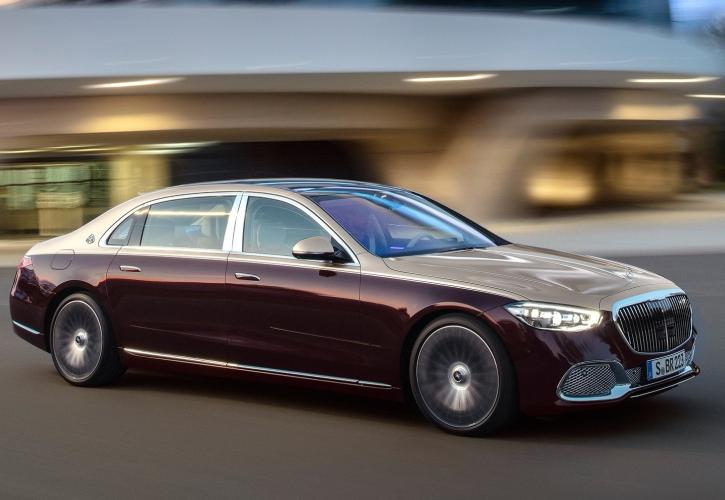 Η νέα Mercedes-Maybach ορίζει την πολυτέλεια (pics & vid)