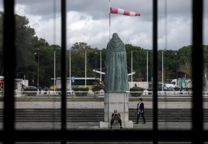 Πορτογαλία: Τουλάχιστον 2 νεκροί από επίθεση με μαχαίρι στο ισλαμικό κέντρο της Λισαβώνας