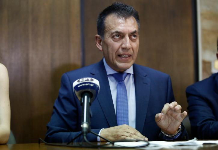 Βρούτσης: Τις επόμενες ημέρες πληρώνεται το επίδομα των 800 ευρώ στις ειδικές κατηγορίες