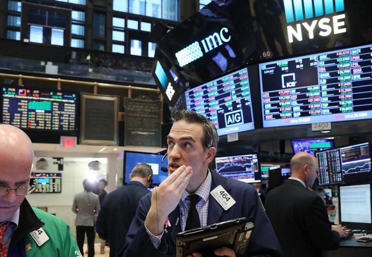 Wall Street: H βουτιά του πετρελαίου ανέκοψε την απόπειρα ανάκαμψης