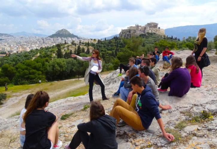 Ανοίγει ξανά τις πύλες της η Σχολή Ξεναγών Θεσσαλονίκης