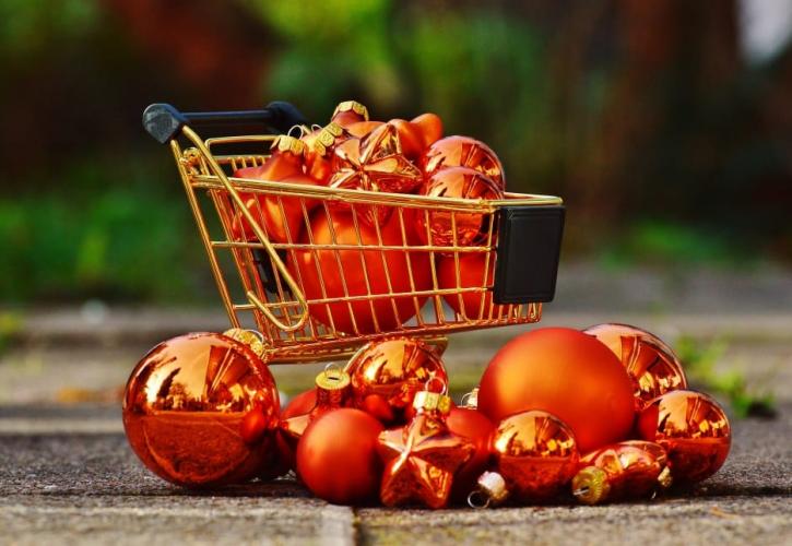 Παραμονή Χριστουγέννων: Τι ώρα κλείνουν σήμερα καταστήματα και σούπερ μάρκετ
