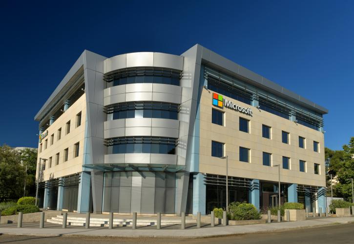 Προχωρά η μεγάλη επένδυση της Microsoft για το data center region