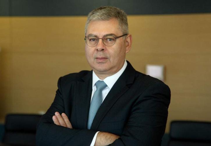 Α. Σιάμισιης: Στόχος των ΕΛΠΕ για διυλιστήρια και καύσιμα πιο φιλικά στο περιβάλλον