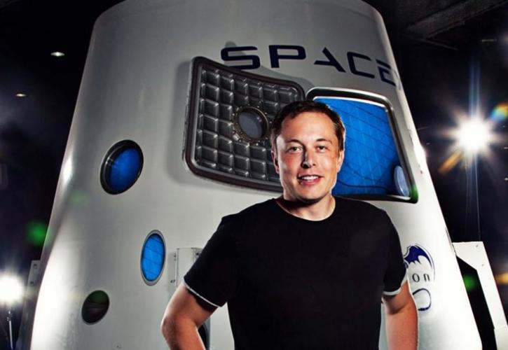 Space X: Τέθηκαν σε τροχιά οι πρώτοι 60 δορυφόροι του Έλον Μασκ (pics)