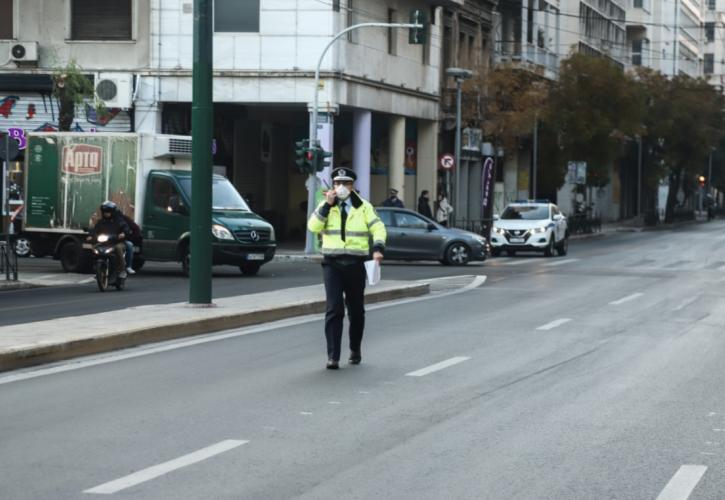 Κορονοϊός: Πρόστιμα 313.650 ευρώ και 4 συλλήψεις χθες από την ΕΛΑΣ