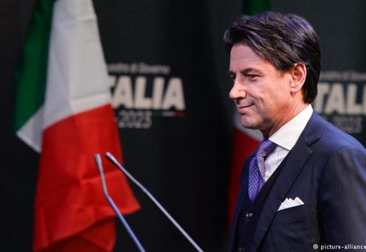 Ιταλία: Τι δείχνουν οι δημοσκοπήσεις - Ψήφο εμπιστοσύνης στον Κόντε