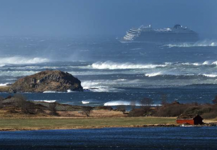 Συναγερμός στη Νορβηγία: Εκκενώνεται κρουαζιερόπλοιο με 1.300 επιβάτες
