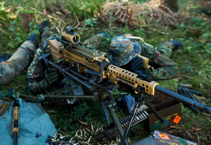 Γερμανία: Περισσότεροι από 1.000 ακροδεξιοί εξτρεμιστές έχουν άδεια οπλοφορίας