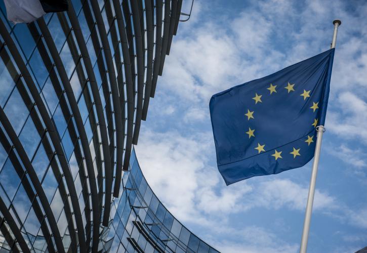 ΕΕ: Πράσινο διαβατήριο στις επενδύσεις φυσικού αερίου και πυρηνικής ενέργειας