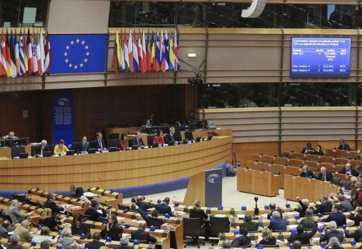 Ευρωβαρόμετρο: 8 στους 10 Έλληνες ζητούν ενισχυμένο ρόλο για το Ευρωκοινοβούλιο