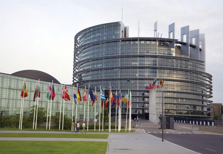 47 νέοι υπάλληλοι στο Ευρωπαικό Κοινοβούλιο με μισθό από 2.869 ευρώ