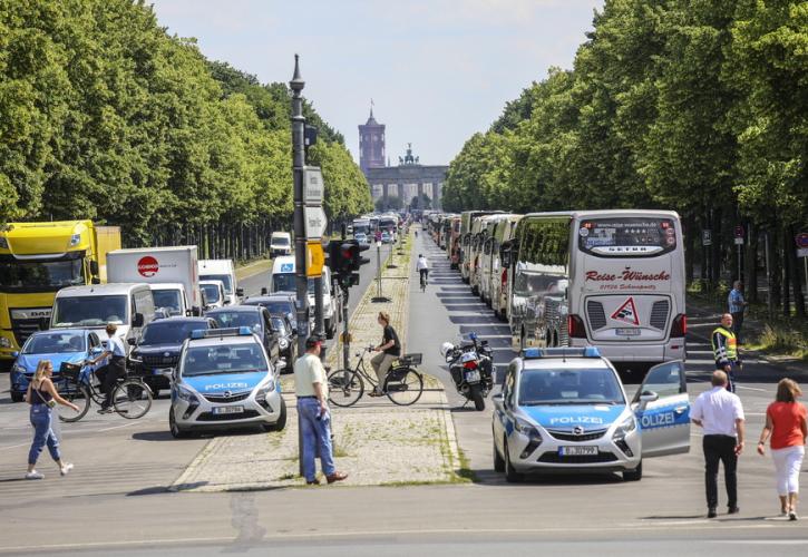 Αυστηρά μέτρα στο Βερολίνο μετά την ανησυχητική αύξηση των κρουσμάτων κορονοϊού