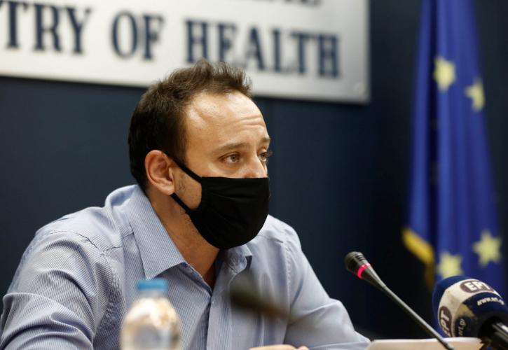 Μαγιορκίνης: Γιατί διατηρείται η μάσκα στις σχολικές εξετάσεις - Τι είπε για ευλογιά και ηπατίτιδα