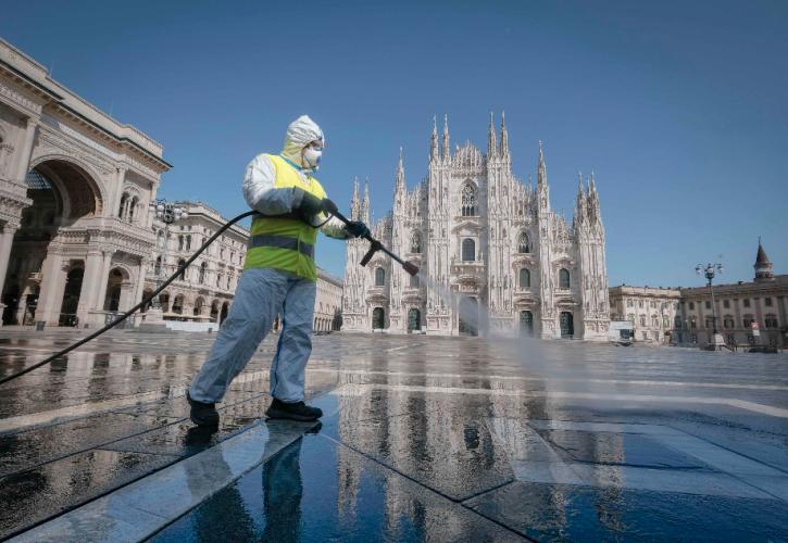 Ιταλία: Μια ανάσα πριν τα 25.000 ημερήσια κρούσματα - 1.536 άτομα στις ΜΕΘ