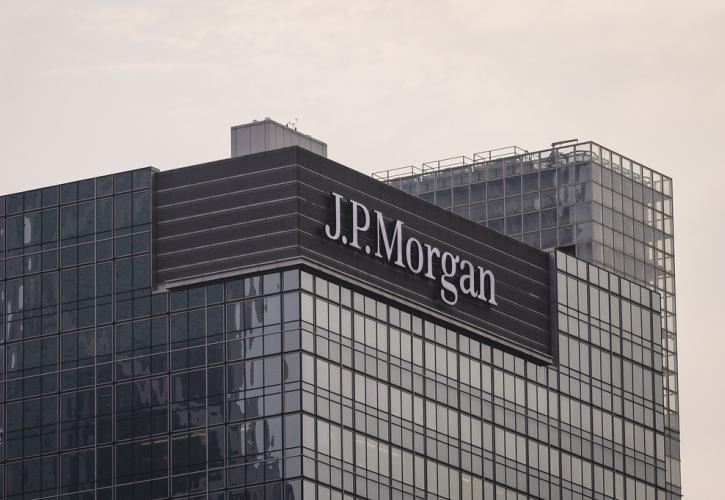 «Ουδέτερη» για την Ελλάδα η JP Morgan - Το θετικό και το αρνητικό σενάριο