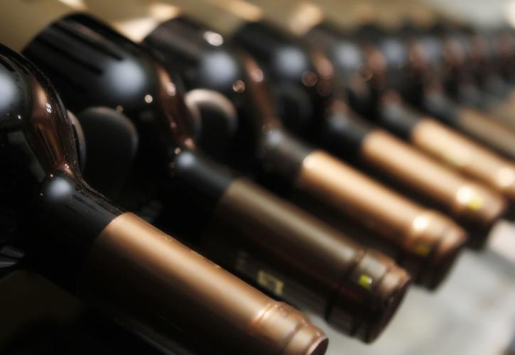 Λιγότερο κρασί θα παράγουν οι Ευρωπαίοι ως το 2030 