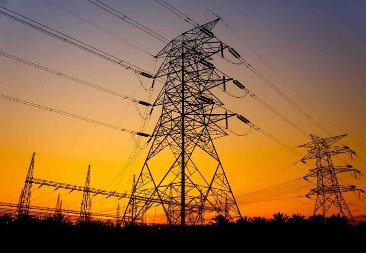 ΔΕΔΔΗΕ: Συνεχίζεται η αποκατάσταση του δικτύου ρεύματος στην Αττική