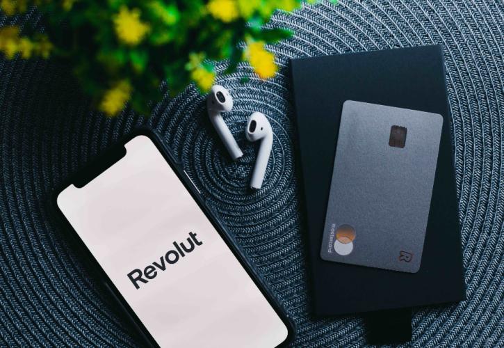 Revolut: Πιθανά έσοδα 2 δισ. δολαρίων για το 2023