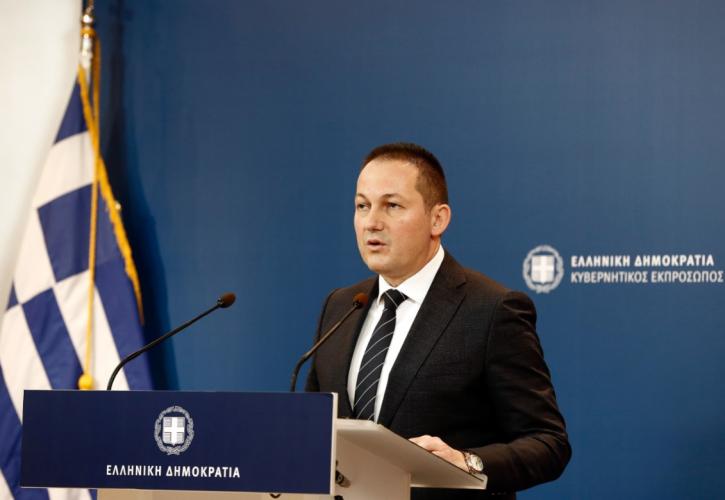 Πέτσας για κορονοϊό: Αν χαλαρώσουμε, θα το πληρώσουμε