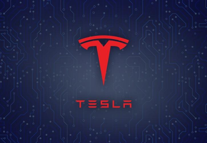 CNBC: Είναι «φούσκα» η μετοχή της Tesla;