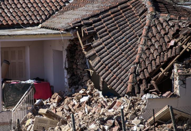 Σεισμός στην Ελασσόνα: Μη κατοικήσιμα πάνω από 200 κτήρια