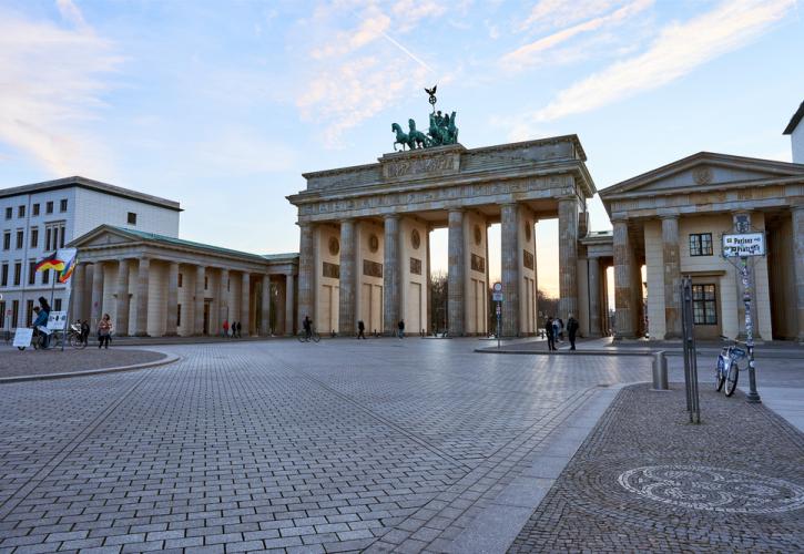 Έρχεται αυστηρότερο lockdown στη Γερμανία, αλλαγές στη νομοθεσία αποφάσισε η κυβέρνηση