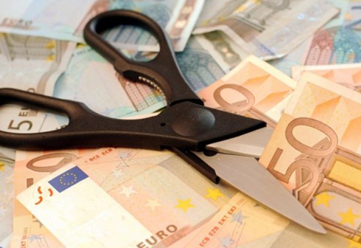 Bloomberg: Η ΕΕ σκέφτεται να επεκτείνει και το 2022 τη χαλάρωση των κανόνων για το χρέος