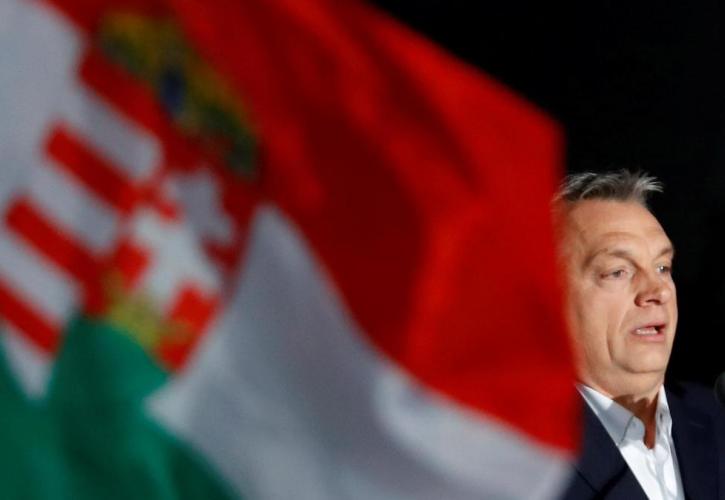 Ουγγαρία: Ο Όρμπαν αρνείται την έξοδο από την ΕΕ ενόψει των εθνικών εκλογών