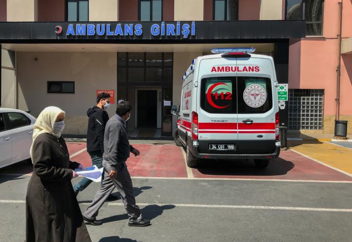 Πάνω από 62.000 τα νέα κρούσματα κορονοϊού στην Τουρκία
