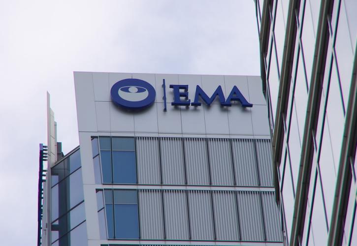 ΕΟΦ: Αξιολογεί τη χρήση ενός ανοσοκατασταλτικού φαρμάκου για την θεραπεία ασθενών COVID με πνευμονία