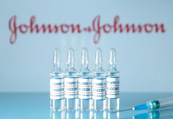 HΠΑ: Για περαιτέρω σοβαρές παρενέργειες μελετάται το εμβόλιο της Johnson & Johnson
