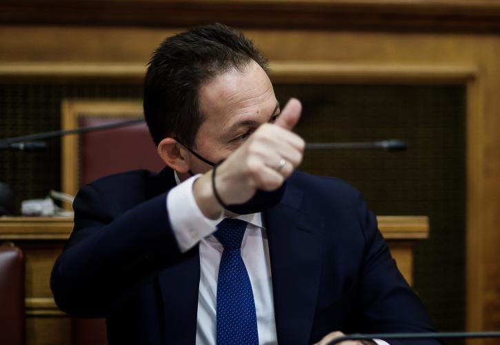 Πέτσας: Η οικονομία δε θα χρειαστεί να ξανακλείσει - Καλύτερο το 2022 για τους Έλληνες