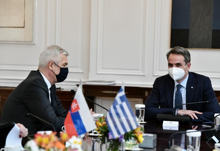 Η ενίσχυση των σχέσεων Ελλάδας - Σλοβακίας στη συνάντηση Μητσοτάκη με Κόρτσοκ