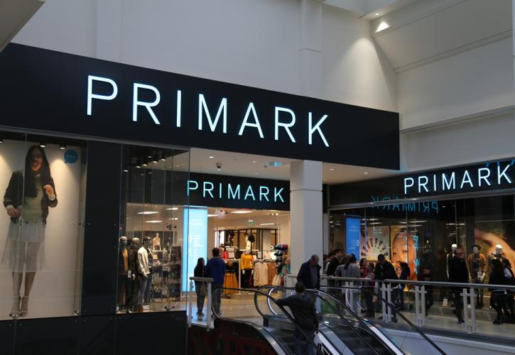 Primark: Αύξηση πωλήσεων με την χαλάρωση των περιορισμών στη Βρετανία