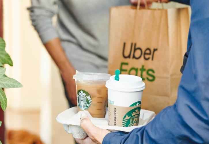 Starbucks και Uber Eats «ενώνουν δυνάμεις» στο delivery καφέ