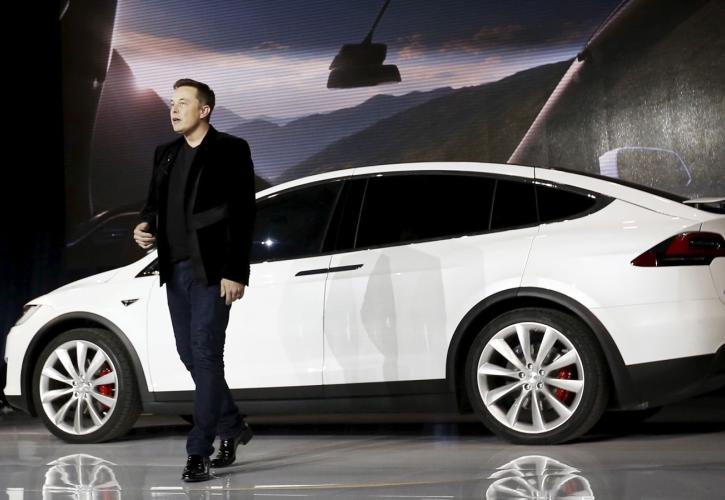 Bloomberg: Έχει πλέον θέση η Tesla στις «Υπέροχες Επτά»;