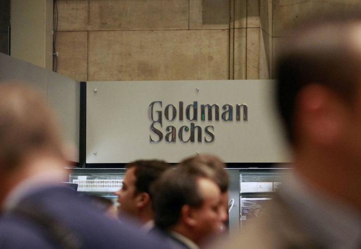 Goldman Sachs: Οι περικοπές των καταναλωτών αρχίσουν να επηρεάζουν τα κέρδη των επιχειρήσεων