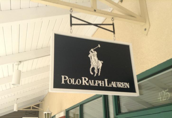 «Ράλι» για τη μετοχή της Ralph Lauren στη Wall Street